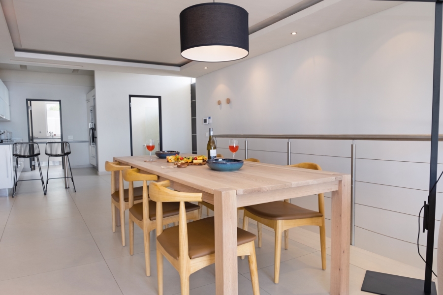 To Let 3 Bedroom Property for Rent in Camps Bay Western Cape